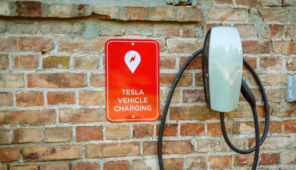 What Is A Tesla Destination Charger